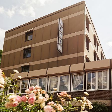 โรแรมฮันโนเวอร์ แอร์พอร์ต บาย พรีเมียร์ คลาส Hotel Langenhagen  ภายนอก รูปภาพ