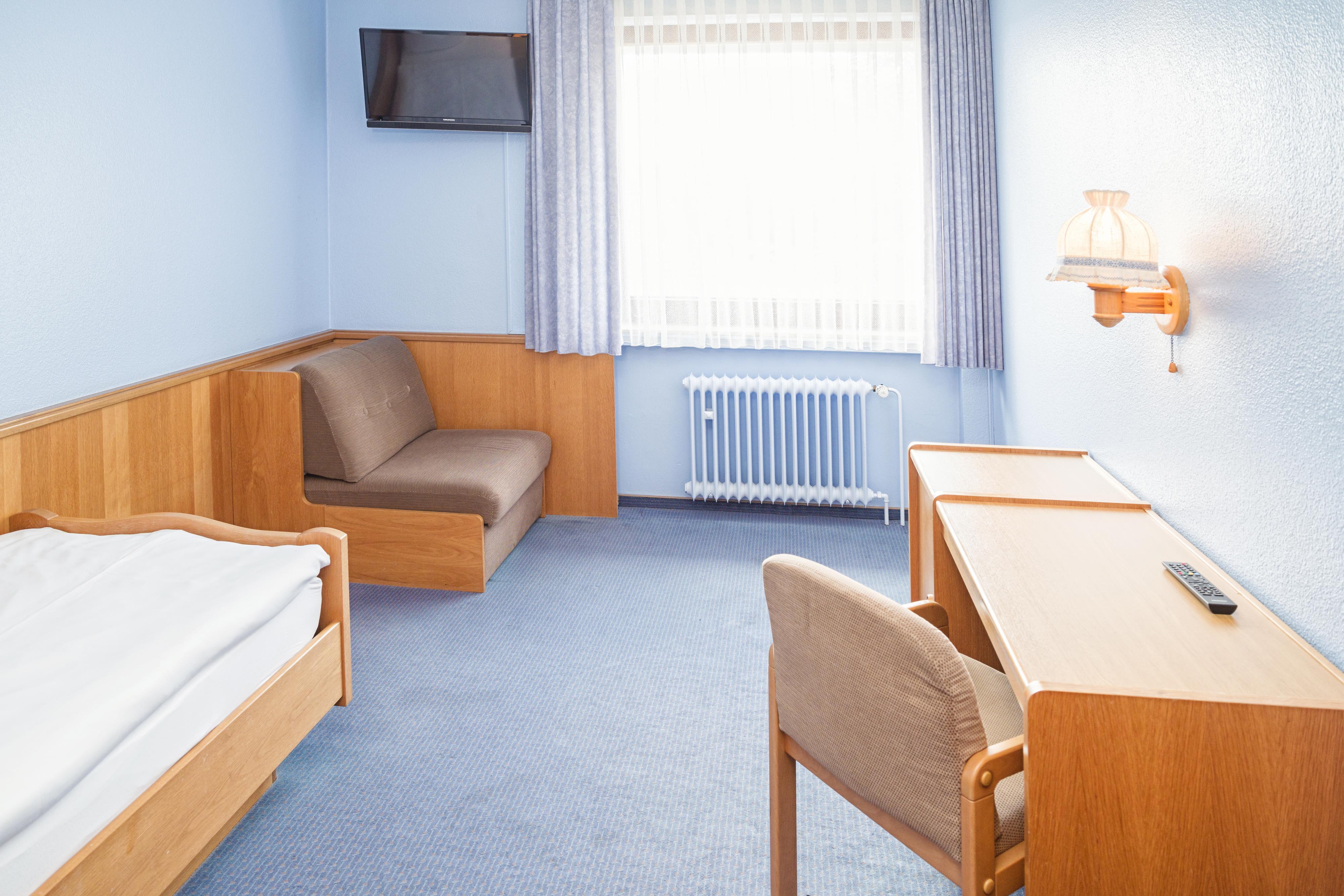 โรแรมฮันโนเวอร์ แอร์พอร์ต บาย พรีเมียร์ คลาส Hotel Langenhagen  ภายนอก รูปภาพ