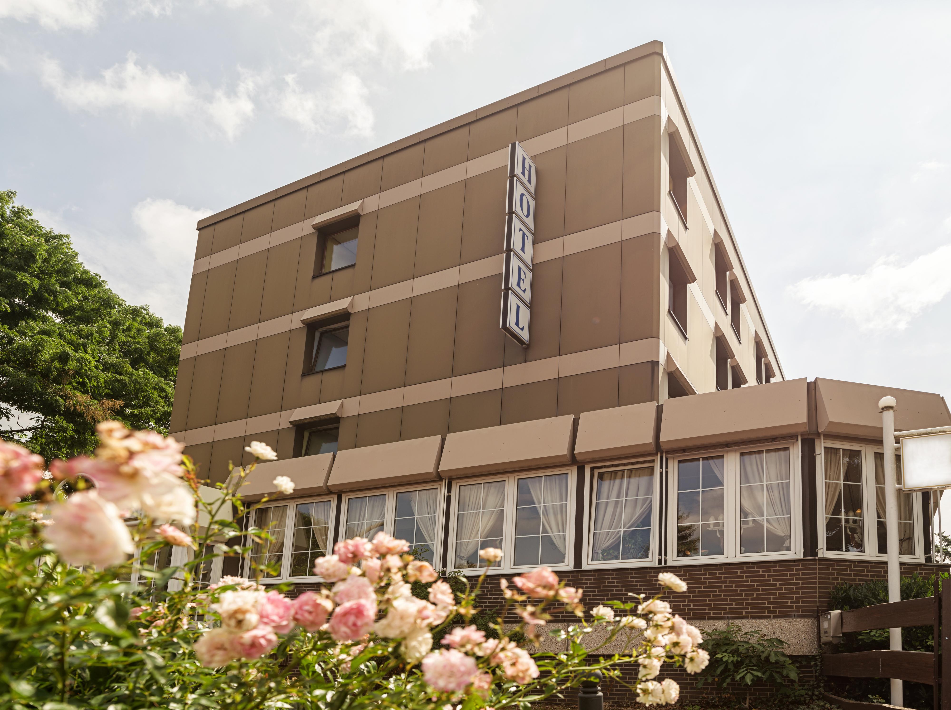 โรแรมฮันโนเวอร์ แอร์พอร์ต บาย พรีเมียร์ คลาส Hotel Langenhagen  ภายนอก รูปภาพ
