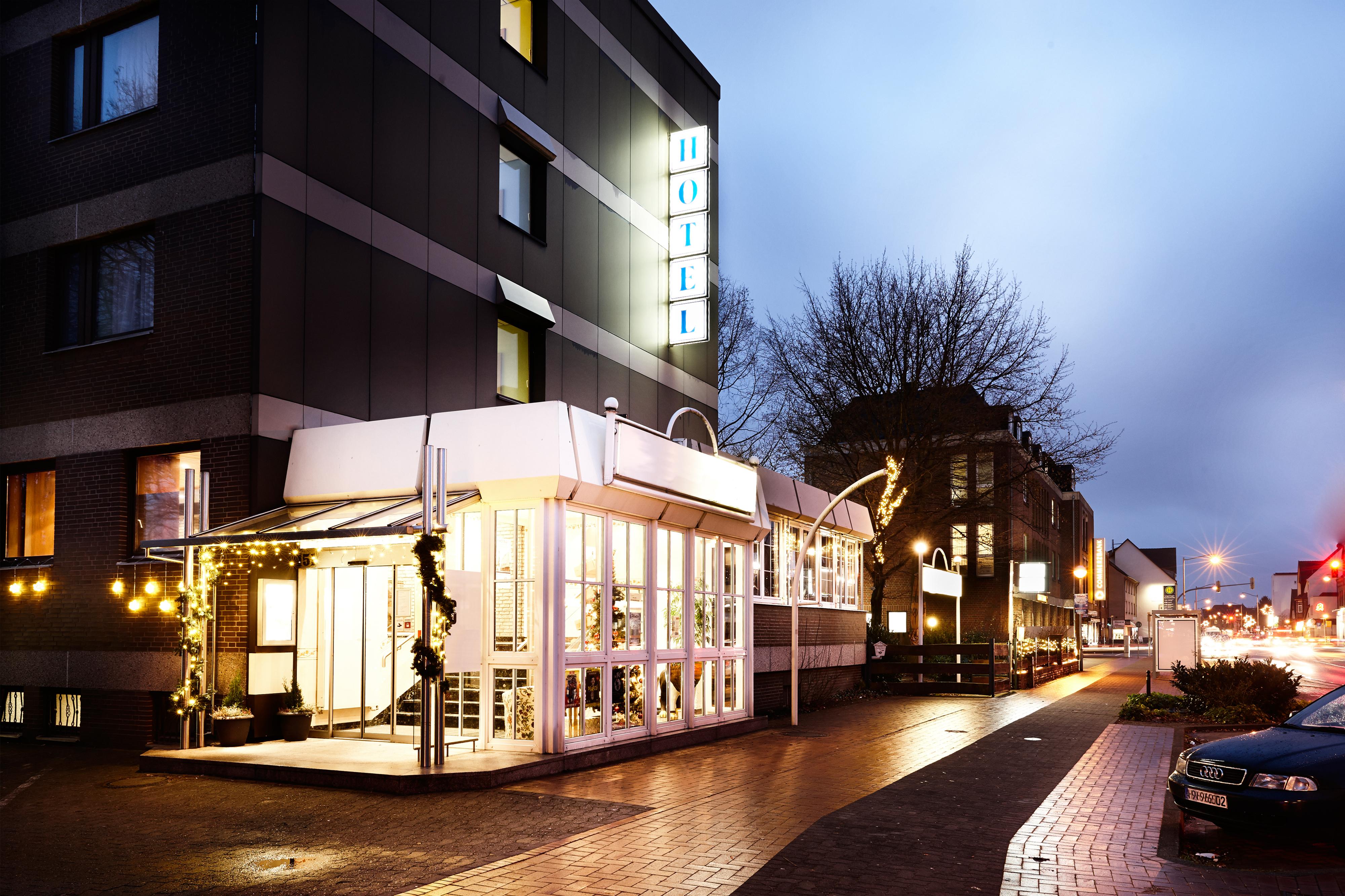 โรแรมฮันโนเวอร์ แอร์พอร์ต บาย พรีเมียร์ คลาส Hotel Langenhagen  ภายนอก รูปภาพ