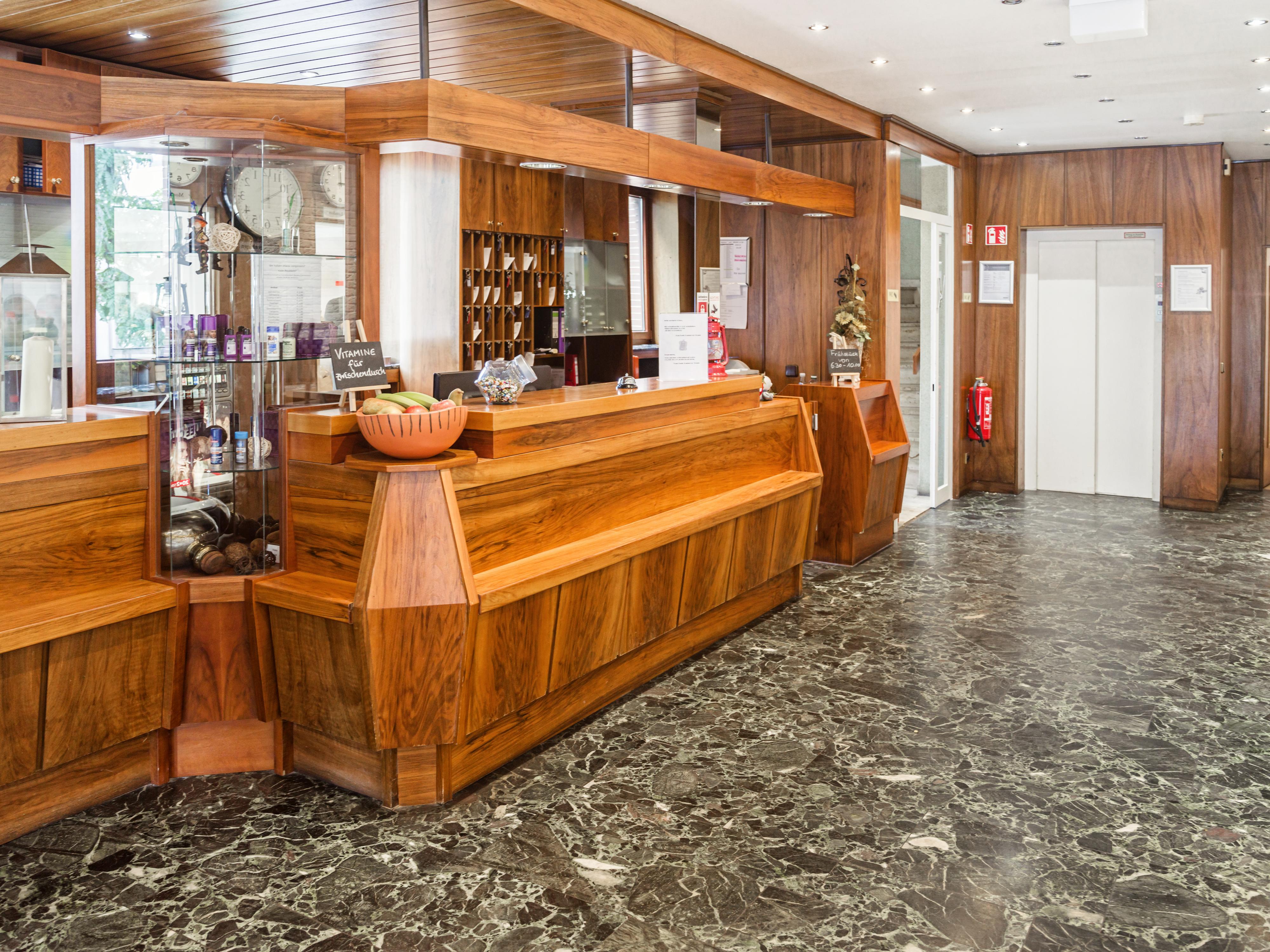 โรแรมฮันโนเวอร์ แอร์พอร์ต บาย พรีเมียร์ คลาส Hotel Langenhagen  ภายนอก รูปภาพ