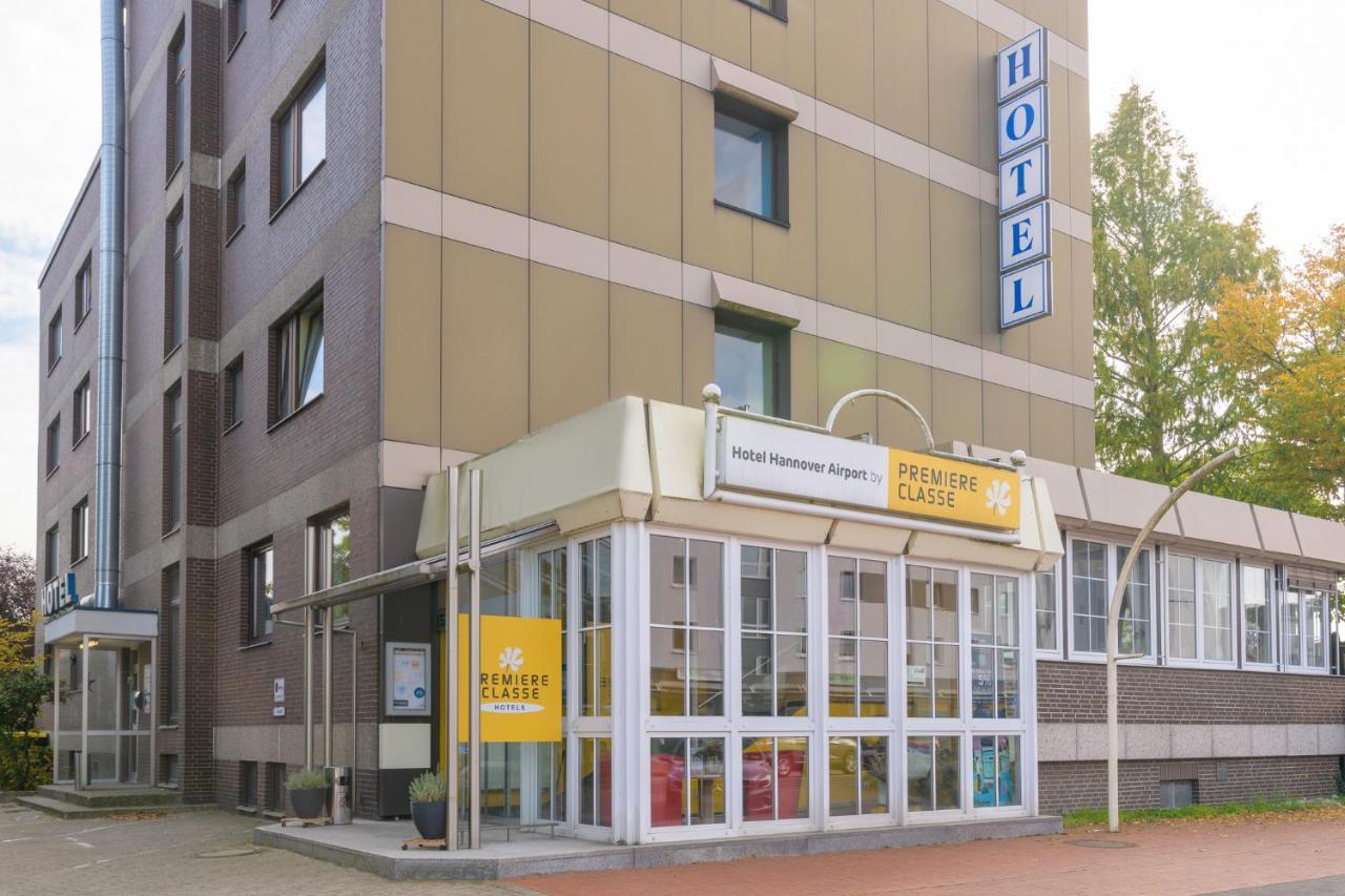 โรแรมฮันโนเวอร์ แอร์พอร์ต บาย พรีเมียร์ คลาส Hotel Langenhagen  ภายนอก รูปภาพ