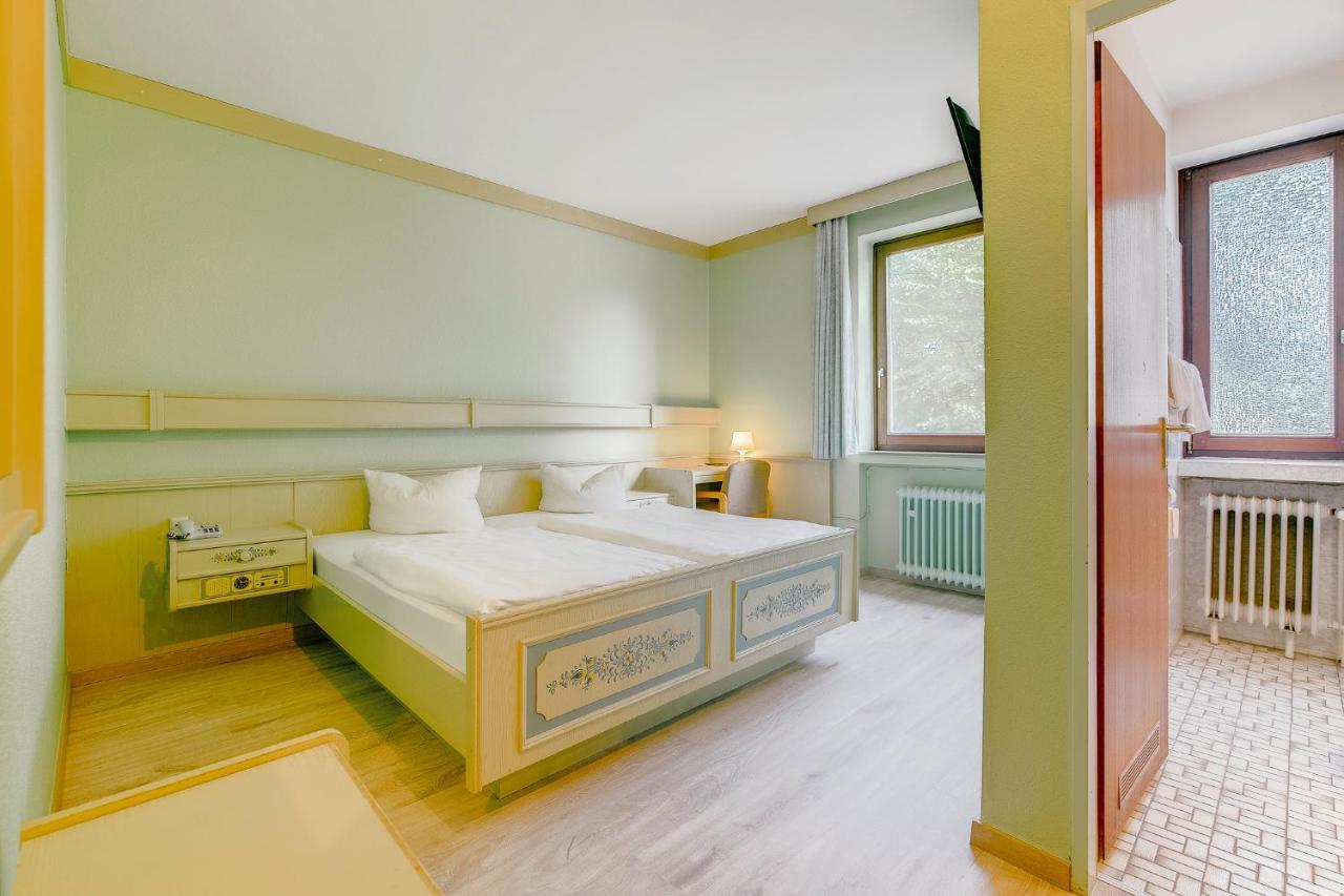 โรแรมฮันโนเวอร์ แอร์พอร์ต บาย พรีเมียร์ คลาส Hotel Langenhagen  ภายนอก รูปภาพ